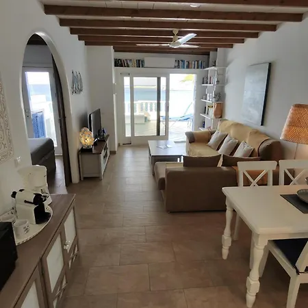 La Paloma Blanca - The White Dove Playa Blanca (Lanzarote)