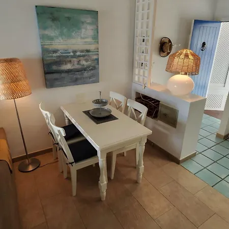 La Paloma Blanca - The White Dove Appartement *