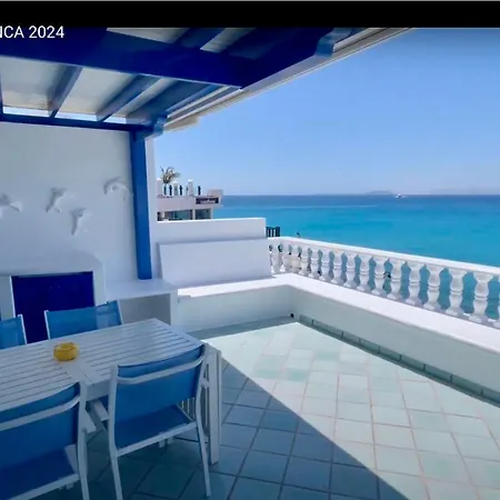 La Paloma Blanca - The White Dove Apartment *