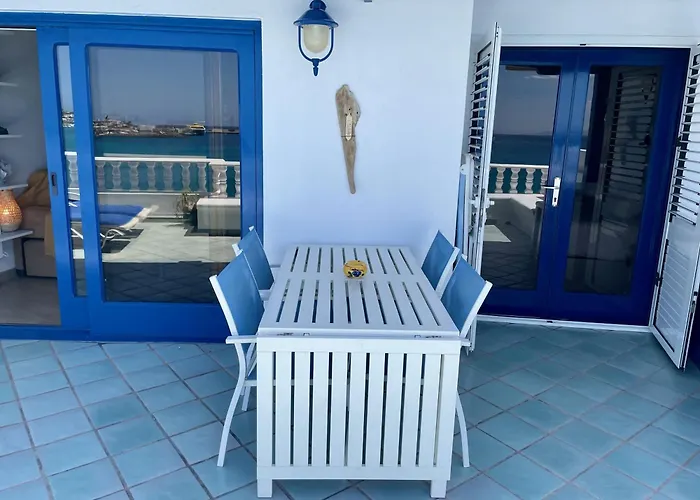 La Paloma Blanca - The White Dove Apartment *